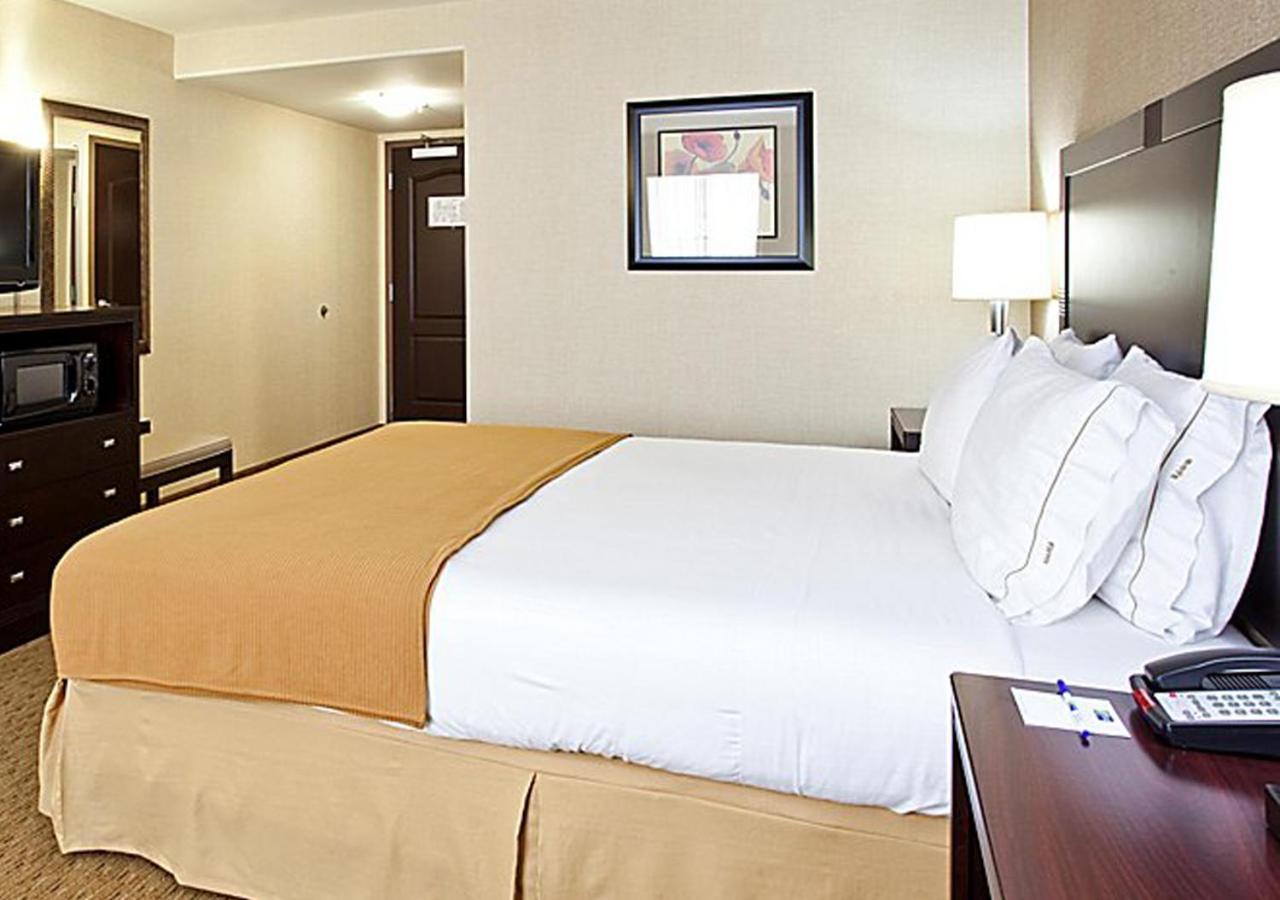 Norwood Inn & Suites Eagan St Paul & Mall Of America Екстер'єр фото