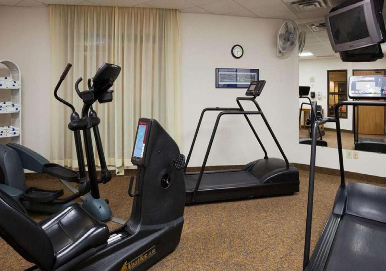 Norwood Inn & Suites Eagan St Paul & Mall Of America Екстер'єр фото